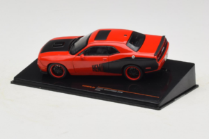 Dodge Challenger SRT8 Червен IXO 1:43 CLC597N Метал — снимка 3 от 4