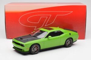 Dodge Challenger SRT Hellcat Зелен GT Spirit 1:18 GT168 Смола — снимка 6 от 6