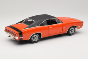 Dodge Charger R/T Оранжев & Черен American Muscle 1:18 39314 Метал — снимка 3 от 8