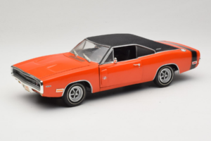 Dodge Charger R/T Оранжев & Черен American Muscle 1:18 39314 Метал
