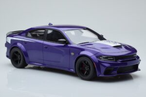 Dodge Charger Super Bee Лилав GT Spirit 1:18 GT895 Смола — снимка 4 от 6