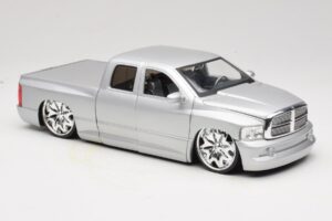 Dodge Ram Tuned Сребърен Jada 1:18 63162-SM Метал — снимка 6 от 8