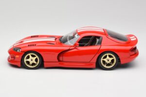 Dodge Viper GTS Червен Bburago 1:18 3075 Метал — снимка 4 от 8