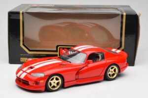 Dodge Viper GTS Червен Bburago 1:18 3075 Метал — снимка 8 от 8