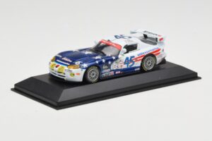 Dodge Viper GTS-R #45 Hezemans / Bunting / Zonca / Gregg Rolex 24 at Daytona 2002 Minichamps 1:43 400021445 Метал — снимка 2 от 4