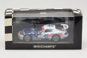 Dodge Viper GTS-R #45 Hezemans / Bunting / Zonca / Gregg Rolex 24 at Daytona 2002 Minichamps 1:43 400021445 Метал — снимка 4 от 4