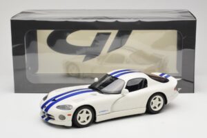 Dodge Viper GTS Stone White GT Spirit 1:18 GT940 Смола — снимка 6 от 6