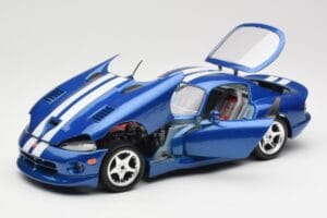 Dodge Viper GTS SR II Синьо с Бели Ивици Bburago 1:18 3330 Метал — снимка 2 от 8