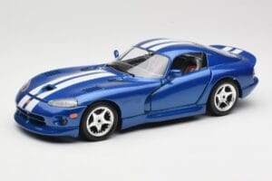Dodge Viper GTS SR II Синьо с Бели Ивици Bburago 1:18 3330 Метал