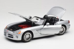 Dodge Viper SRT-10 Bright Сребрист Bburago 1:18 34908 Метал — снимка 2 от 8