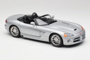 Dodge Viper SRT-10 Bright Сребрист Bburago 1:18 34908 Метал — снимка 6 от 8