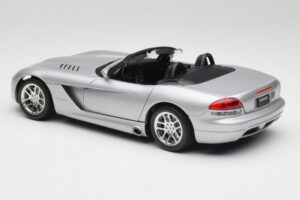 Dodge Viper SRT-10 Bright Сребрист Bburago 1:18 34908 Метал — снимка 7 от 8