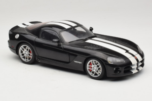 Dodge Viper SRT-10 Coupe Черен AUTOart 1:18 71712 Метал — снимка 6 от 8