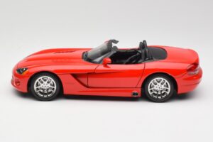 Dodge Viper SRT-10 Червен Bburago 1:18 3325 Метал — снимка 4 от 8