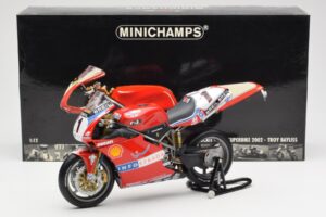 Ducati 998R WSB #1 T. Bayliss Ducati Infostrada 2002 Minichamps 1:12 122021201 Метал — снимка 6 от 6