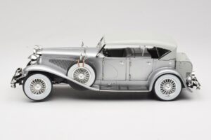 Duesenberg SJ Сребрист GreenLight 1:18 13525 Метал — снимка 4 от 8