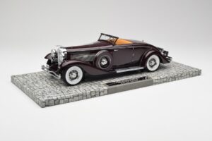 Duesenberg SJN Convertible Coupe Бордо Minichamps 1:18 107150331 Метал
