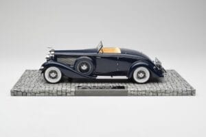 Duesenberg SJN Convertible Coupe Midnight Blue Minichamps 1:18 107150332 Метал — снимка 3 от 6