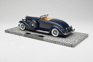 Duesenberg SJN Convertible Coupe Midnight Blue Minichamps 1:18 107150332 Метал — снимка 5 от 6