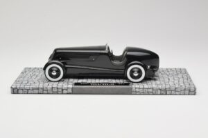 Edsel Ford Model 40 Special Speedster Сив Minichamps 1:18 107082080 Метал — снимка 3 от 6