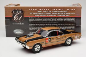 Oldsmobile 442 Hurst Hairy Olds Twin-Engine 4WD 1966 Highway 61 1:18 50089 Метал — снимка 8 от 8