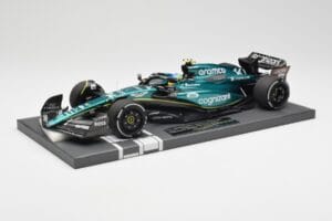 Aston Martin AMR23 #14 F. Alonso 3rd Place Saudi Arabian GP 2023 Minichamps 1:18 117230214 Метал — снимка 2 от 7