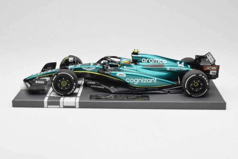 Aston Martin AMR23 #14 F. Alonso 3rd Place Saudi Arabian GP 2023 Minichamps 1:18 117230214 Метал