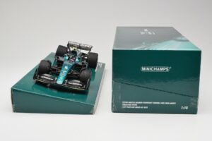 Aston Martin AMR22 #5 S. Vettel Last Race Abu Dhabi GP 2022 Minichamps 1:18 147222205 Смола — снимка 6 от 7