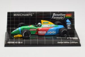 Benetton Ford B188 #19 A. Nannini Race Car 1988 Minichamps 1:43 400890119 Метал