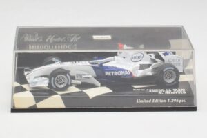 BMW Sauber F1.06 #16 N. Heidfeld F1 2006 Minichamps 1:43 400060086 Метал — снимка 4 от 5