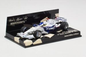 BMW Sauber F1.06 #10 N. Heidfeld Hungarian GP 3rd Place 2006 Minichamps 1:43 400060116 Метал — снимка 2 от 5