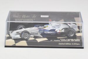 BMW Sauber F1.06 #10 N. Heidfeld Hungarian GP 3rd Place 2006 Minichamps 1:43 400060116 Метал — снимка 5 от 5