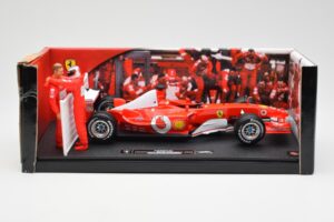Ferrari F2003-GA F1 Constructors World Champions 2003 Hot Wheels 1:18 G3764 Метал — снимка 6 от 7