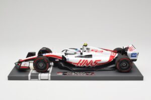 Haas VF-22 #47 M. Schumacher British GP 2022 Minichamps 1:18 117221047 Смола