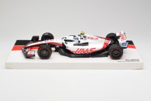 Haas VF-22 #47 M. Schumacher British GP Points 2022 Minichamps 1:18 147221047 Метал