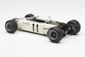 Honda RA272 #11 R. Ginther Mexican Grand Prix 1965 AUTOart 1:18 86597 Метал — снимка 5 от 8