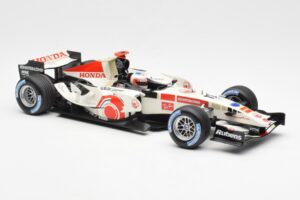 Honda Racing Team RA106 #11 R. Barrichello F1 2006 Minichamps 1:18 100060011 Метал — снимка 4 от 6