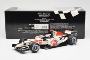 Honda Racing Team RA106 #11 R. Barrichello F1 2006 Minichamps 1:18 100060011 Метал — снимка 6 от 6