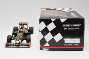 Lotus Renault GP R31 #10 B. Senna F1 2011 Minichamps 1:18 150110079-C1 Метал — снимка 6 от 7