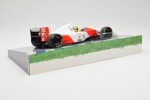 McLaren Ford MP4/8 #8 A. Senna Winner Australian GP 1993 Minichamps 1:18 543933838 Метал — снимка 3 от 7