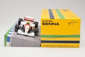 McLaren Ford MP4/8 #8 A. Senna Winner Australian GP 1993 Minichamps 1:18 543933838 Метал — снимка 6 от 7