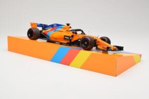 McLaren MCL33 Renault #14 F. Alonso Abu Dhabi GP 2018 Minichamps 1:18 533183914 Смола — снимка 4 от 7