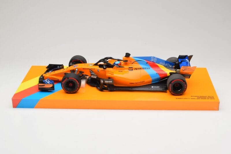 McLaren MCL33 Renault #14 F. Alonso Abu Dhabi GP 2018 Minichamps 1:18 533183914 Смола