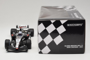 McLaren MP4/19 Mercedes D. Coulthard F1 2004 Minichamps 1:18 530041805 Метал — снимка 6 от 7