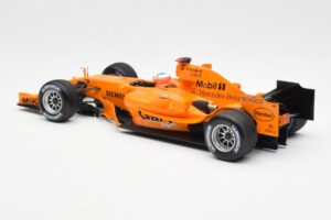 McLaren MP4-20 Mercedes G. Paffett Interim Test Car 2006 Minichamps 1:18 530061895 Метал — снимка 5 от 6