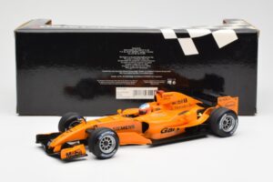 McLaren MP4-20 Mercedes G. Paffett Interim Test Car 2006 Minichamps 1:18 530061895 Метал — снимка 6 от 6
