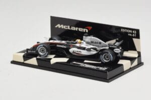 McLaren Mercedes MP4-20 #10 J-P. Montoya Race Car 2005 Minichamps 1:43 530054310 Метал — снимка 3 от 5