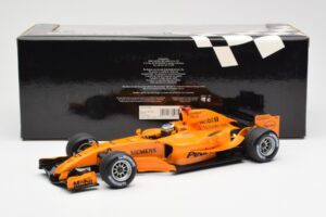 McLaren MP4-20 Mercedes P. de la Rosa Interim Test Car 2006 Minichamps 1:18 530061894 Метал — снимка 6 от 6