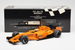 McLaren MP4-21 Mercedes #4 J.P. Montoya Interim Livery 2006 Minichamps 1:18 530061874 Метал — снимка 6 от 6