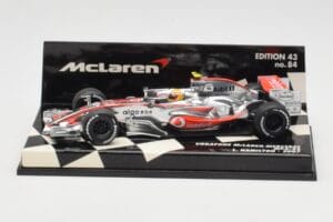 McLaren Mercedes MP4-22 #2 L. Hamilton Race Car 2007 Minichamps 1:43 530074302 Метал